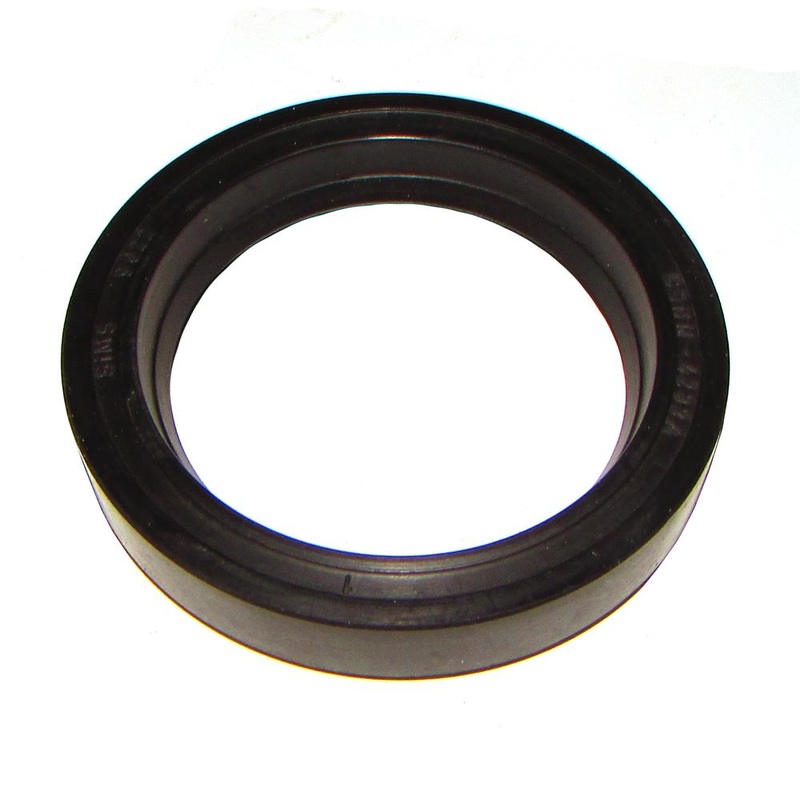 Inner Rear Axle Seal Fits Ford/New Holland Replaces 313245
