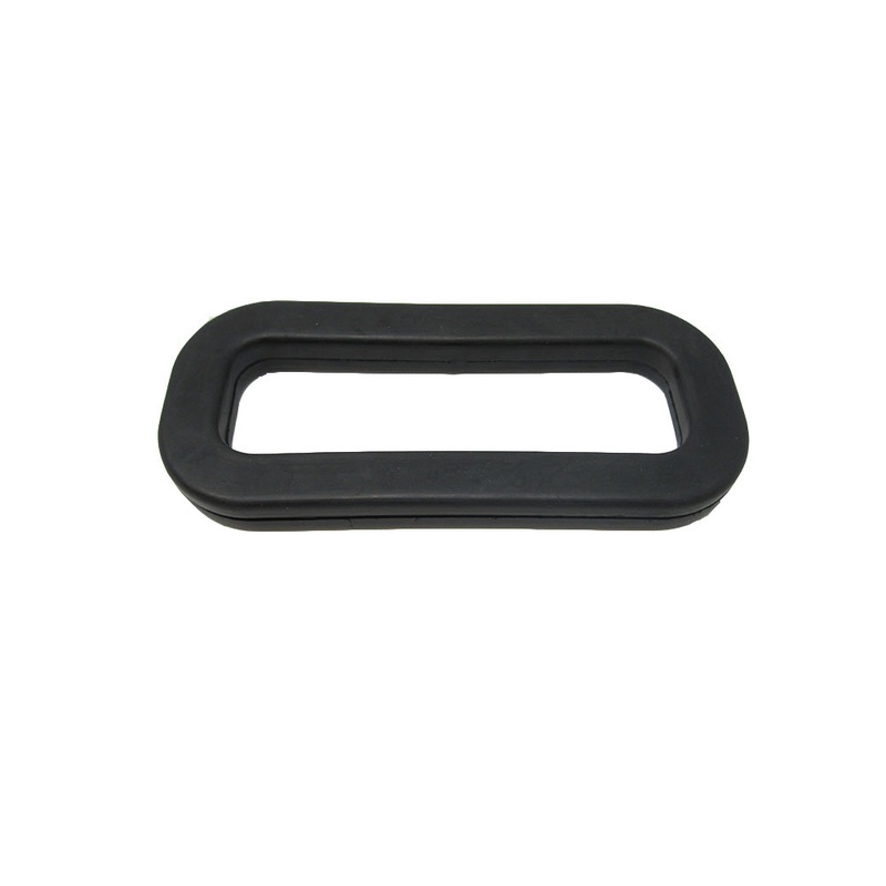 Fender Handle Grommet Fits Case/International Harvester Replaces 235700A1