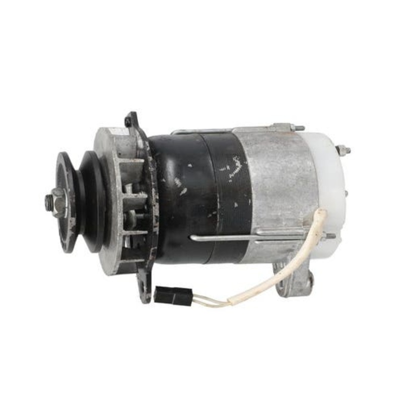 Alternator fits Belarus 505 510 525 530 532 560 562 570 572 800 802 805 820 822 825 902 905 922 925 9645370100012